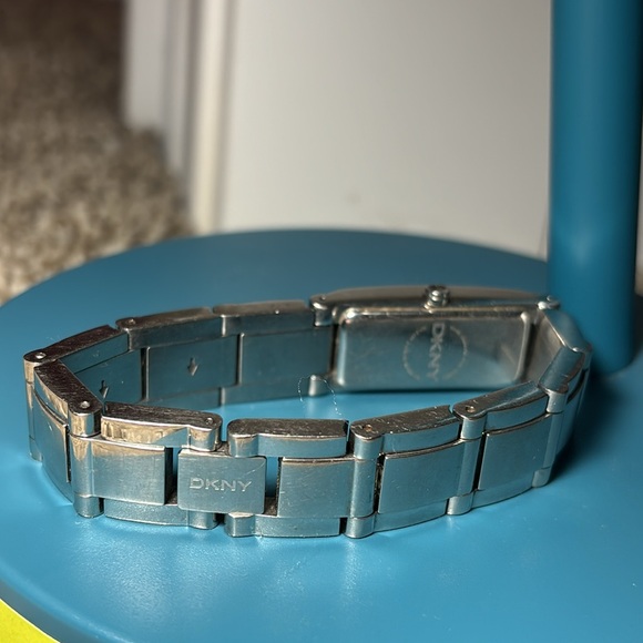 DKNY Watch - Picture 3 of 6
